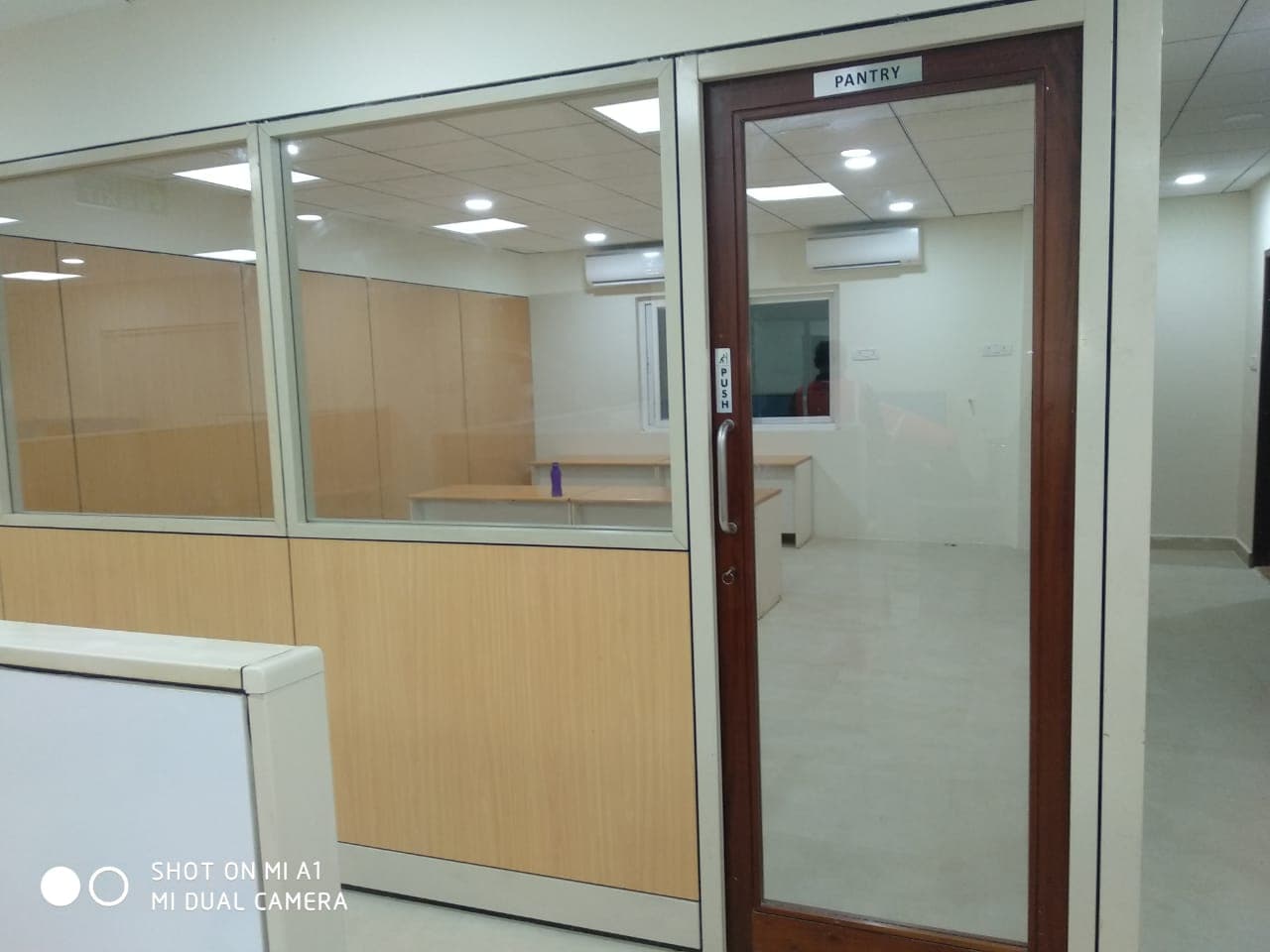 Modular Full Height Partitions