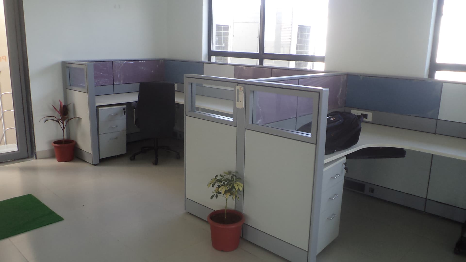 Workstation Partition Assembly